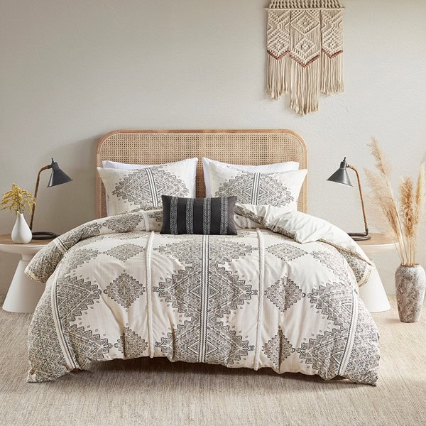 Madison Park Ibiza 4 Piece Printed Duvet Cover Set with Throw Pillow in Black/Ivory, Full/Queen MP12-8339 - Image 3