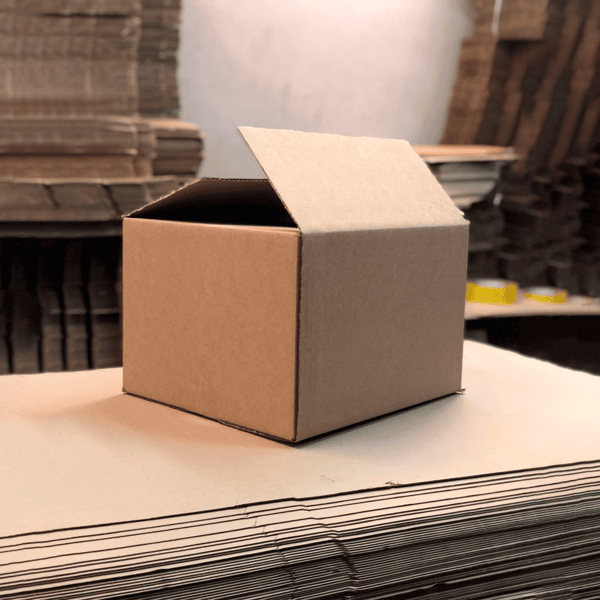 Caja mediana de embalaje - 34x30x22,5 - Imagen 3