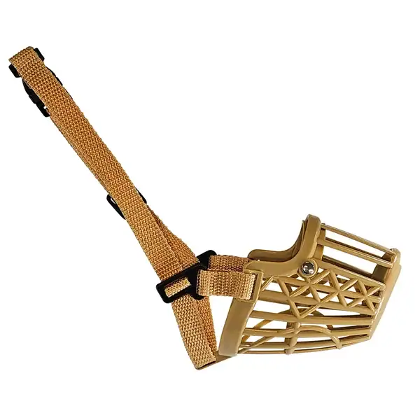 Намордник пластмасов кафяв M-L