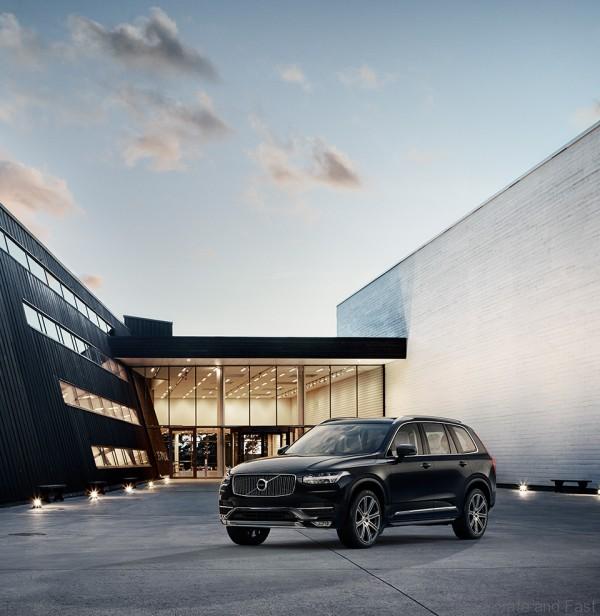 002 Volvo XC90