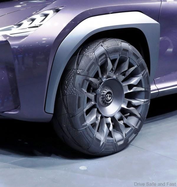 Goodyear Lexus Paris 2016