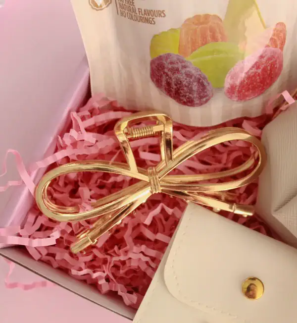 Caja de regalo exclusiva Happy Birthday Purpurina para celebrar con estilo y alegría - Imagen 4
