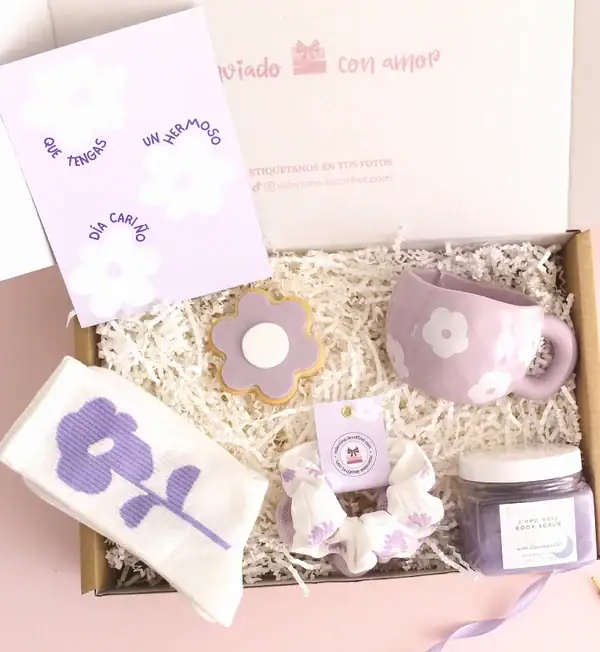 Caja Regalo Flores Lila