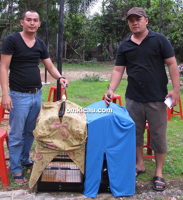 Juara 1 dan 2 kacer