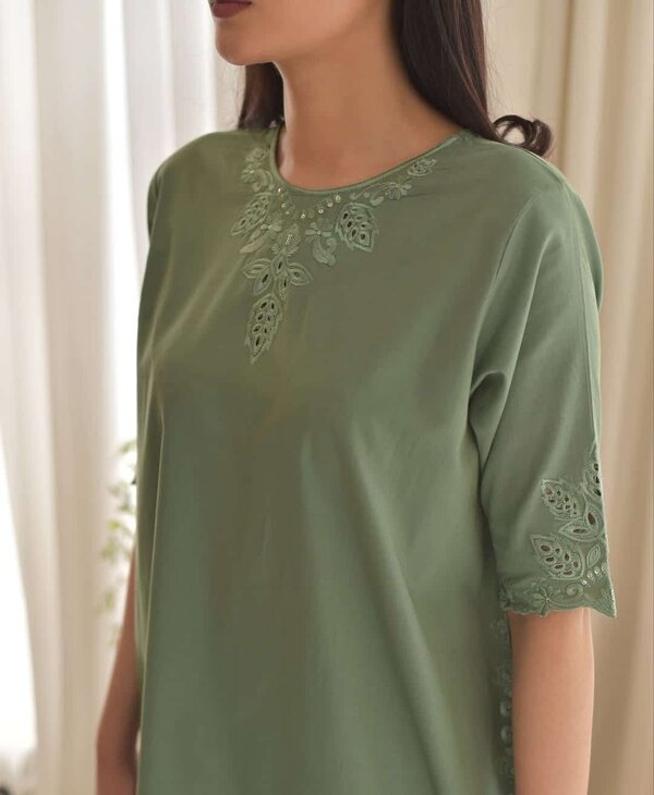 Zola Baqra Eid Special's Lawn 3pc Summer 26 - Image 3