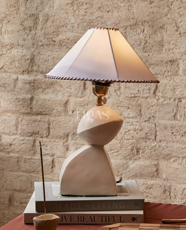HAAS Nusa Table Lamp - Image 4