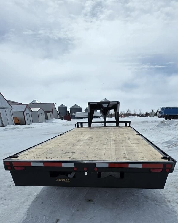<h1 class="product-title-trailer">20' Deck Above w/ 2-10,000 lbs. Axles</h1> - Image 3