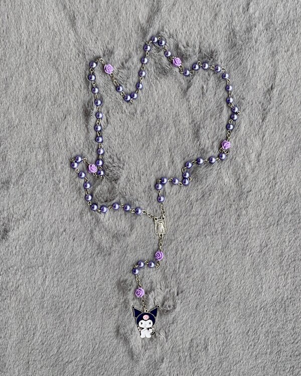 KUROMI MORADO Y PLATEADO
