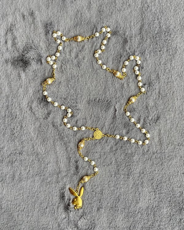 PLAYBOY BLANCO Y DORADO