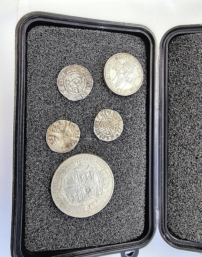 Metal Detecting Finds Box With Scale Card Brand Generic Image