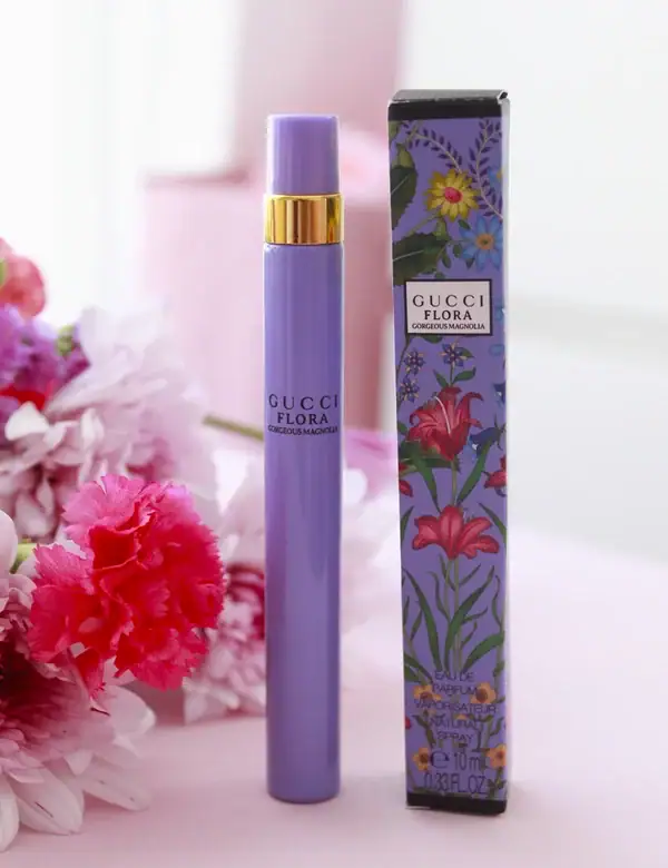 Caja de regalo exclusiva Mamá Floral para transmitir afecto y momentos especiales - Imagen 5