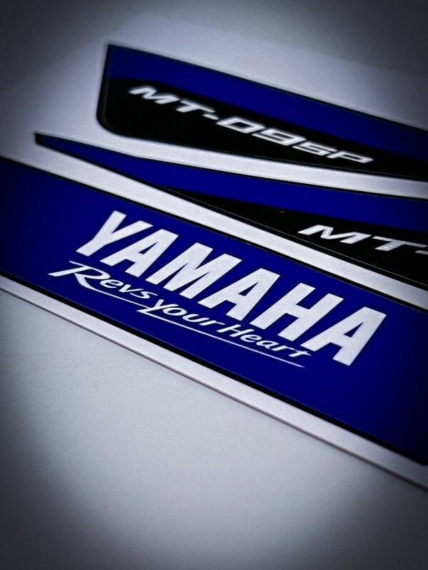 ADHESIVOS CÚPULA YAMAHA MT09 SP black/blue - Imagen 5