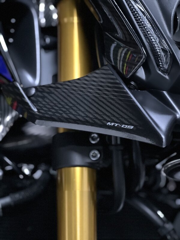 ADHESIVOS DOWNFORCE FRONTAL YAMAHA MT09  carbon black - Imagen 2