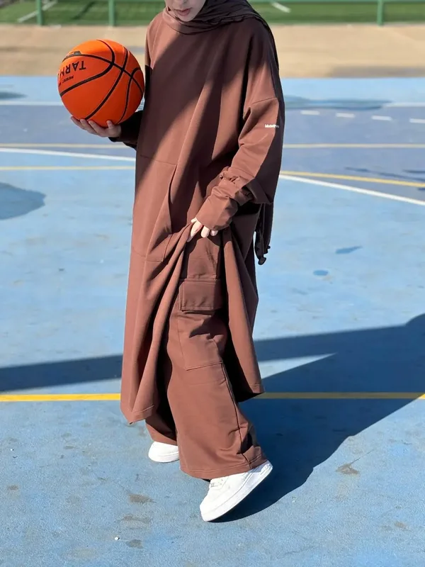 Hoodie modeste femme musulmane avec coupe confortable, qualité premium et petit prix au Maroc