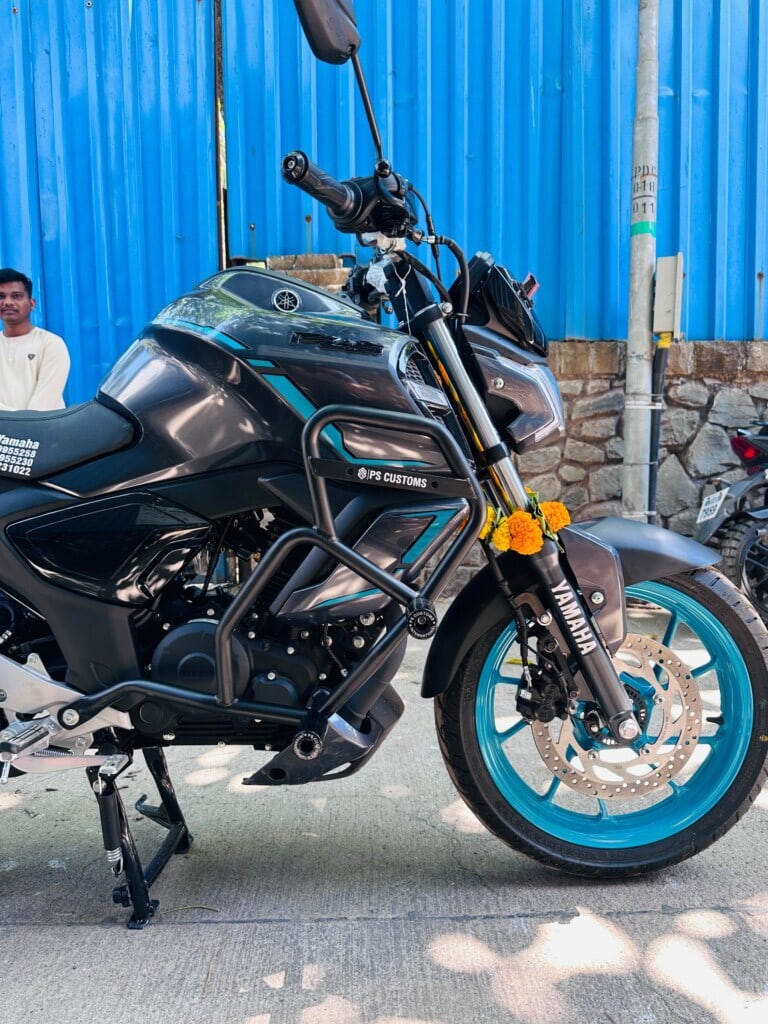YAMAHA FZ S V3 / V4 / Hybrid BS4-BS6 CRASH GUARD