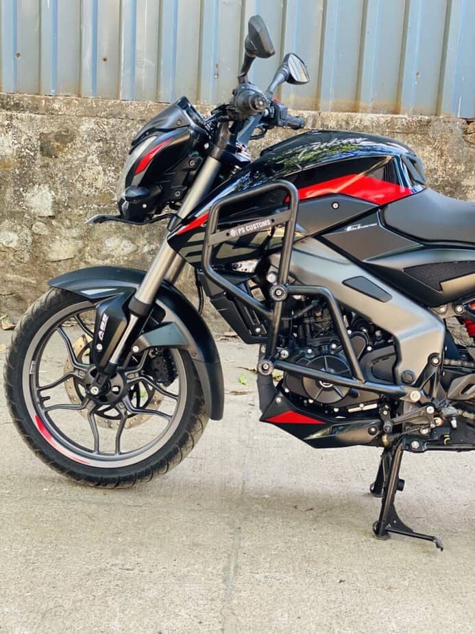 Bajaj NS 200 Crash Guard - Image 4