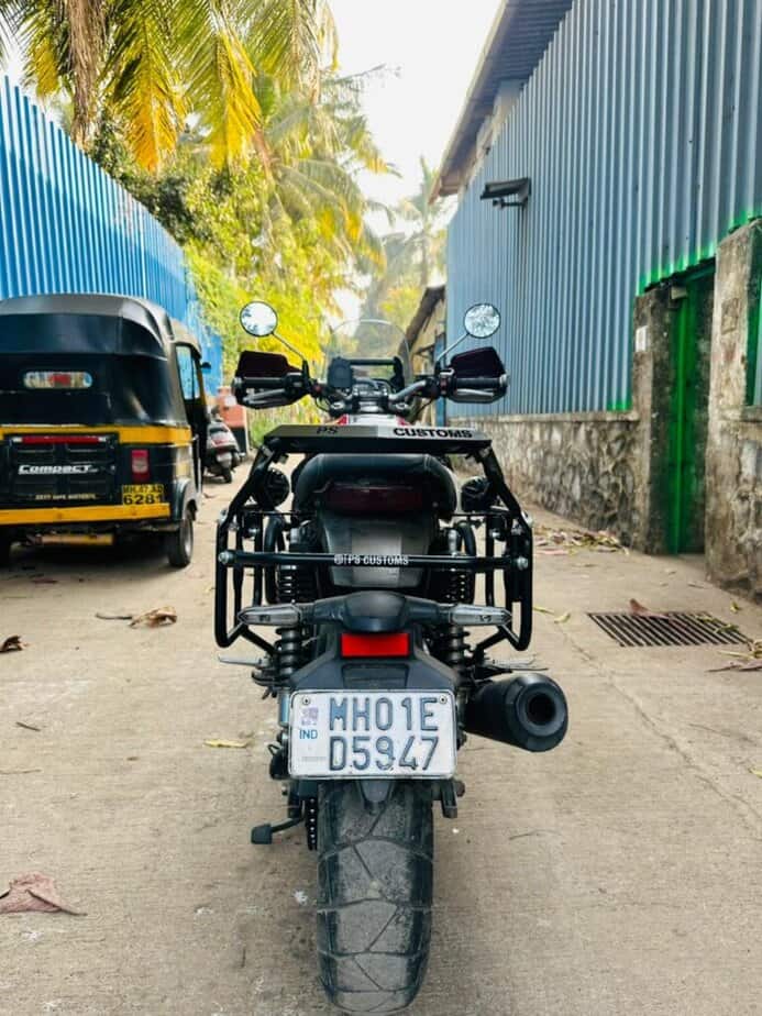 Saddle stay with top rack installed on Honda RS 350