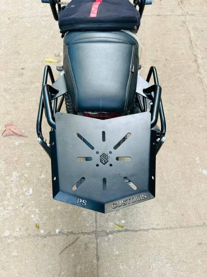 Saddle stay with top rack installed on Honda RS 350