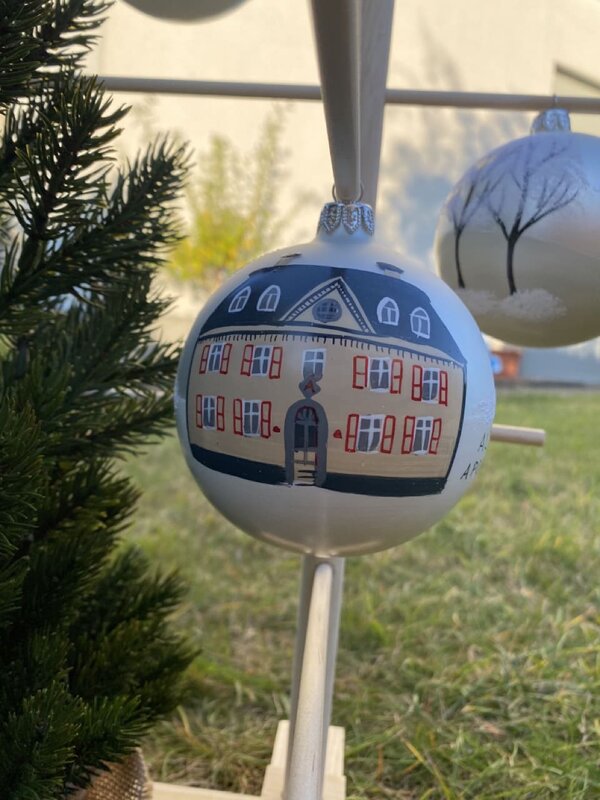 Weihnachtsbaumkugel Motiv "Alte Apotheke" – Bild 6