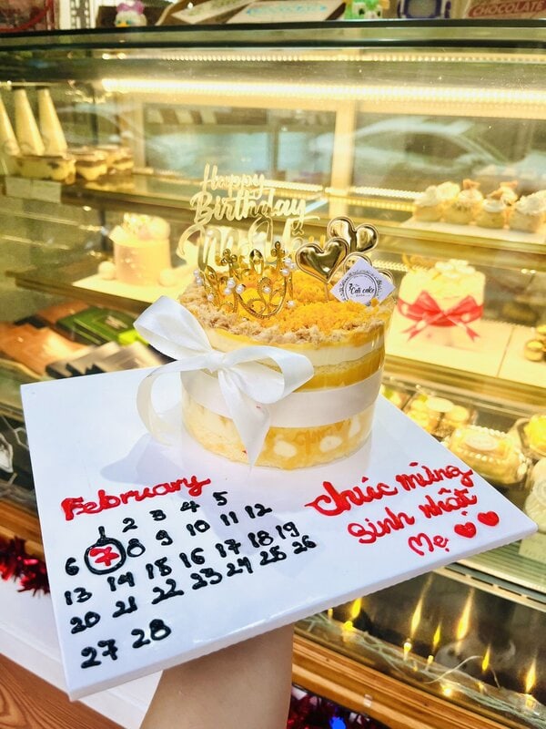 Bánh Sinh Nhật Bông Lan Trứng Muối Size 14 the cati cake hà nội