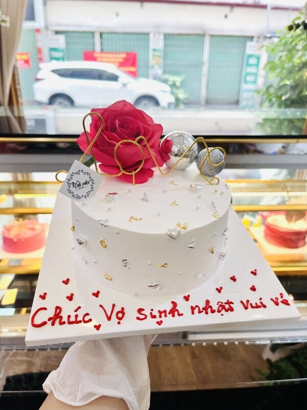 Bánh Sinh Nhật Chữ LOVE Lãng Mạn Bánh Sinh Nhật Chữ LOVE Lãng Mạn the cati cake hà nội