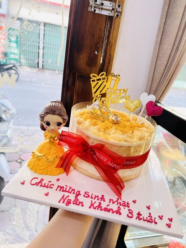 Bánh Sinh Nhật Bông Lan Trứng Muối Cho Bé Gái Bánh Sinh Nhật Bông Lan Trứng Muối Cho Bé Gái