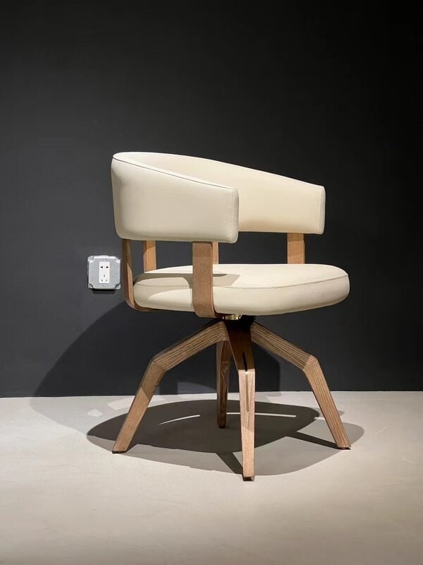 Lira Chair - Image 2