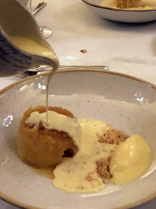 Simpsons treacle sponge