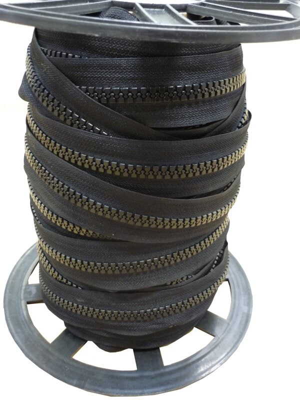 MAILLE INJECTEE 9MM NOIRE LE - ML
