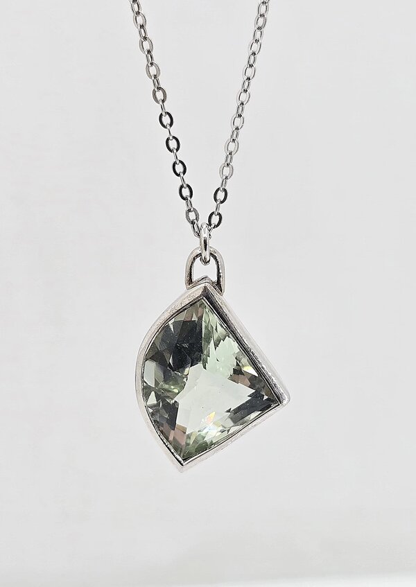 Sterling Silver 5.49ctw Green Amethyst Necklace