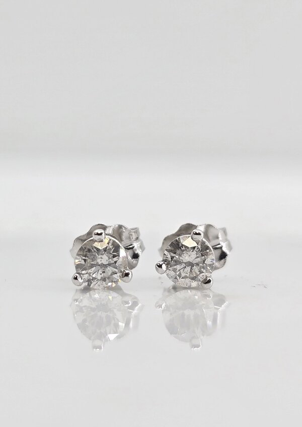 14k .30ctw Diamond Studs