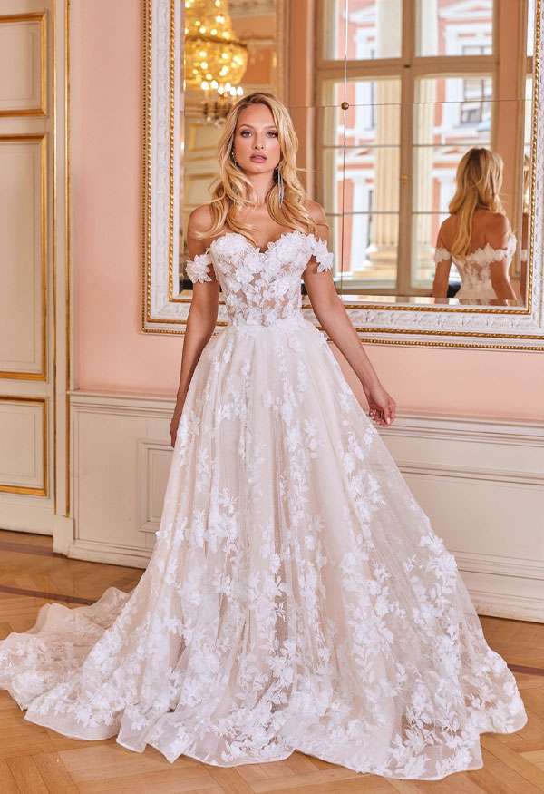 Brautkleid Agnieszka Swiatly Hochzeitsmode Brautmode Straubing Passau Deggendorf