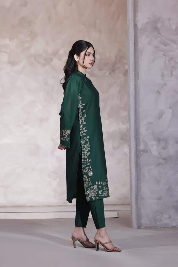 Zoniya Baqra Eid Special's Lawn 3pc Summer 26 - Image 2