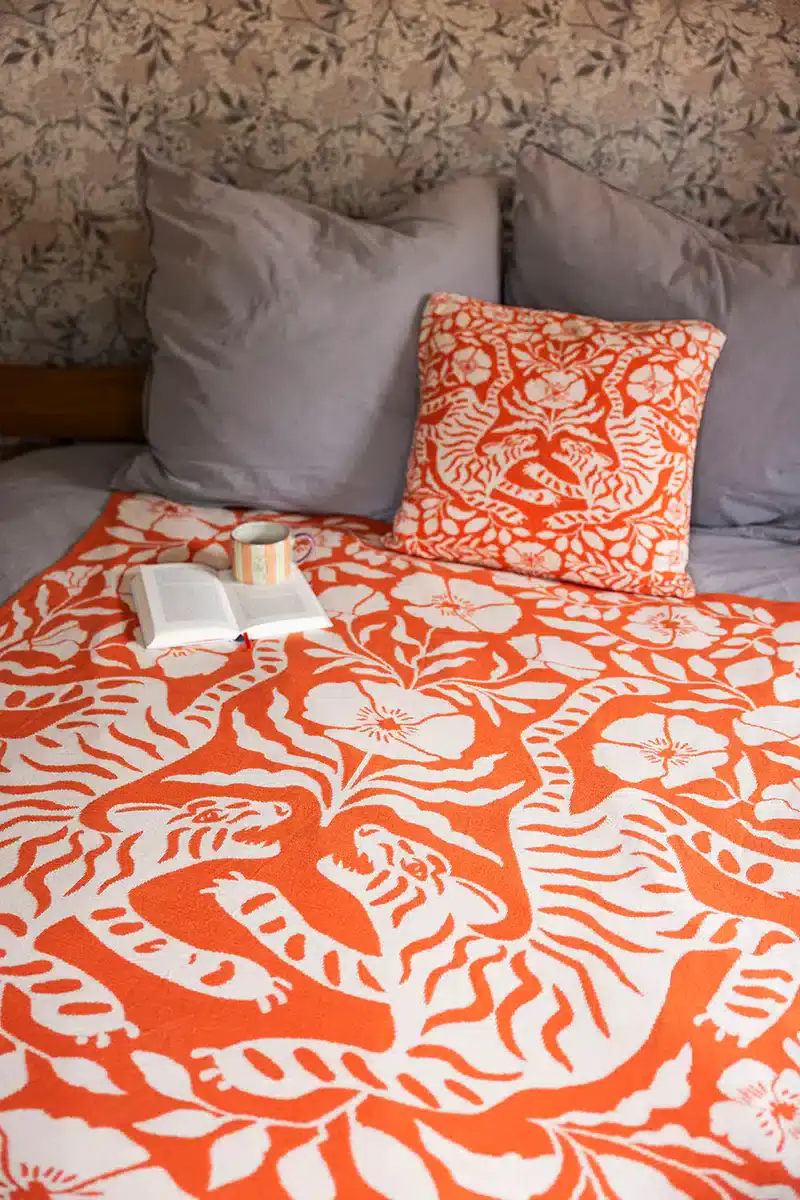 Manta "Tigrana" tigres naranja 125x150cm