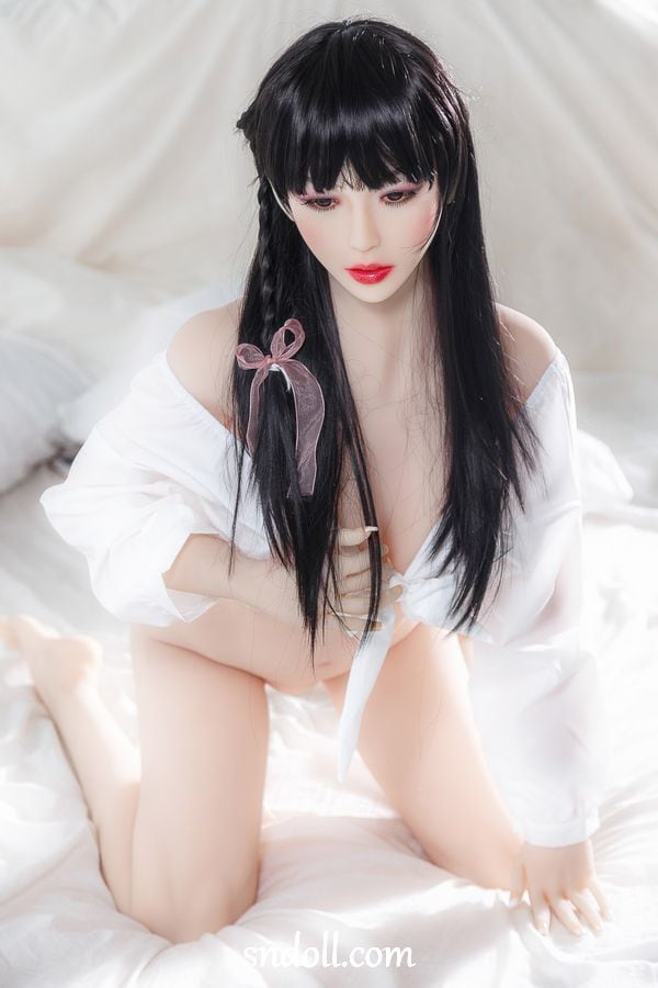 elvira-seks-lutka-5r6n16