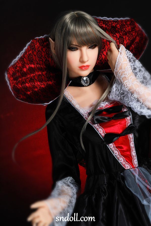 Cute Vibrating Womens Sex Doll Dick - Talia