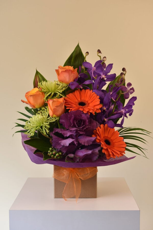 Amar Flowers