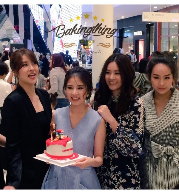 เค้กวันเกิด คุณฝน ศนันธฉัตร