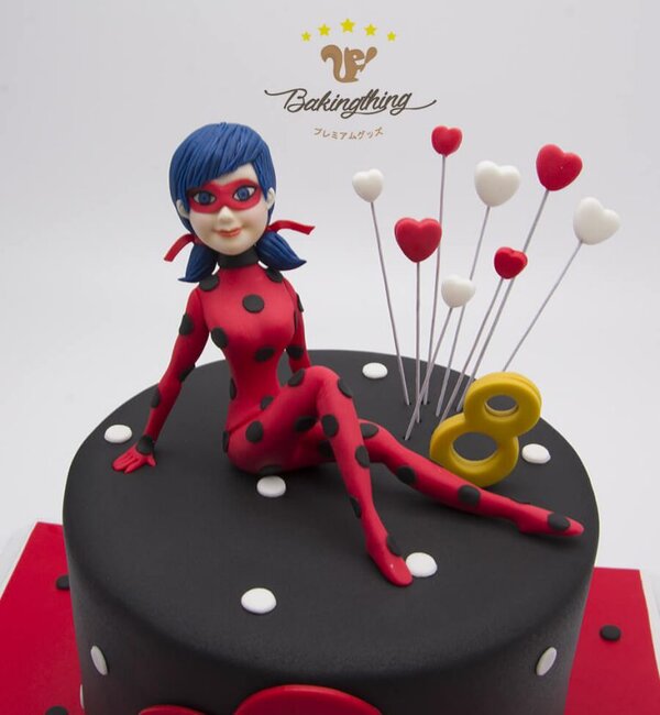 เค้ก 3 มิติ SUPERHERO