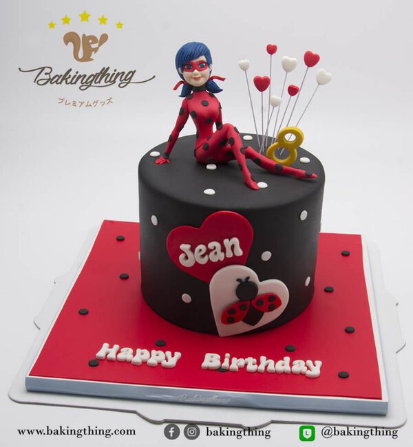 เค้ก 3 มิติ SUPERHERO
