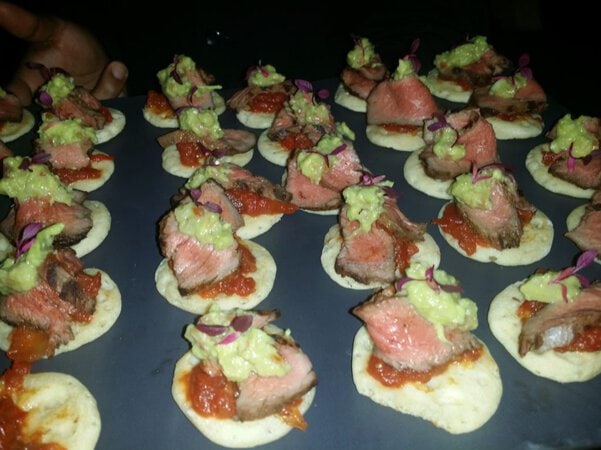Spiced beef blini