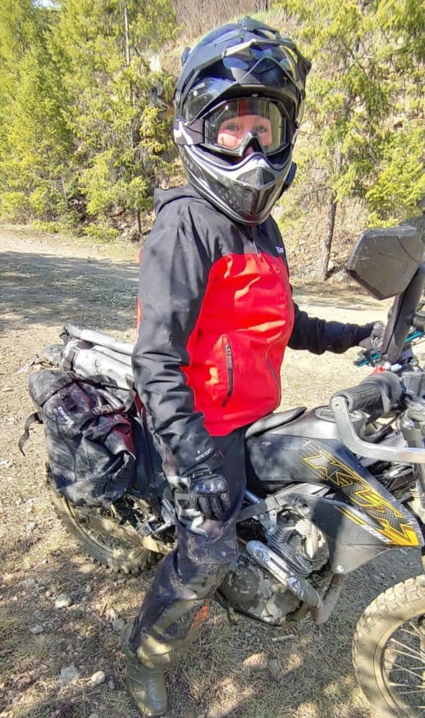 Showing missvelocity along the Pend Oreille River motorcycle route
