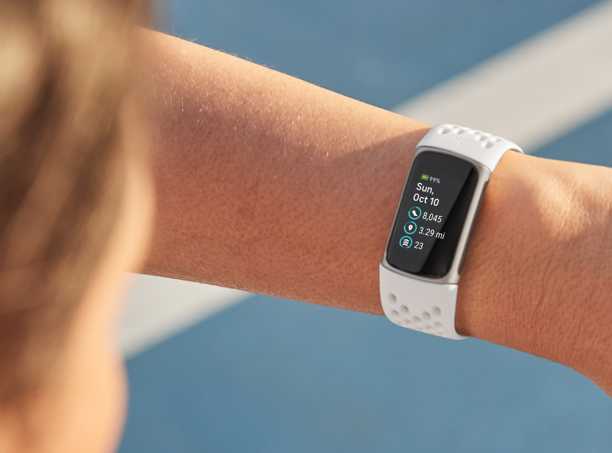 Fully-Charge-the-Fitbit-Charge-5