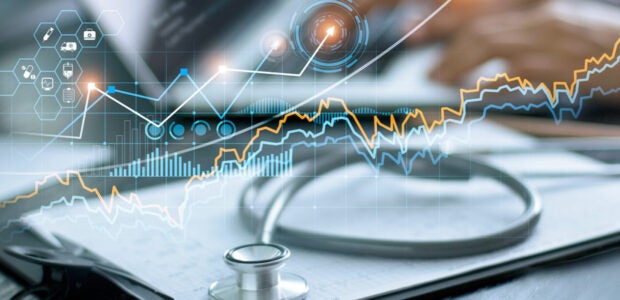 EHR PROS 2 - stockfresh 7904449 doctor-using-tablet-in-hospital sizeXS-min