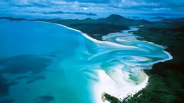 Whitehaven Beach in the Whitsunday Islands of Queensland, Australia