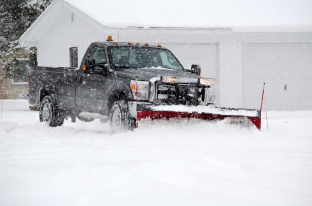image of snow removal truck as part of post on the advantage of franchising