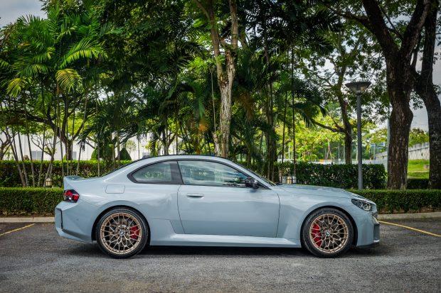 bmw m2 cs side profile