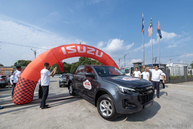 isuzu d-max 2.2L arrives in jb showroom