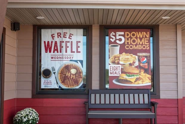franchising with Huddle house incentives