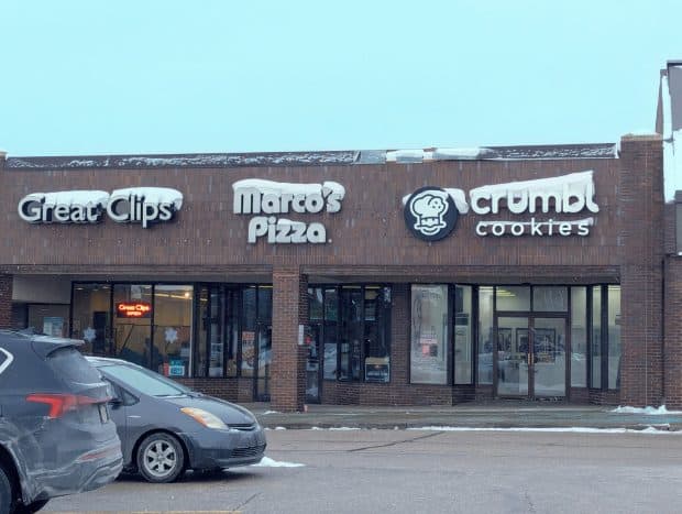 use free franchise loan calculator before buying one of these franchise brands